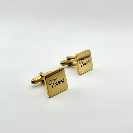 Aproču pogas ar personalizētu gravējumu