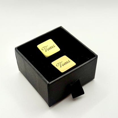 Aproču pogas ar personalizētu gravējumu