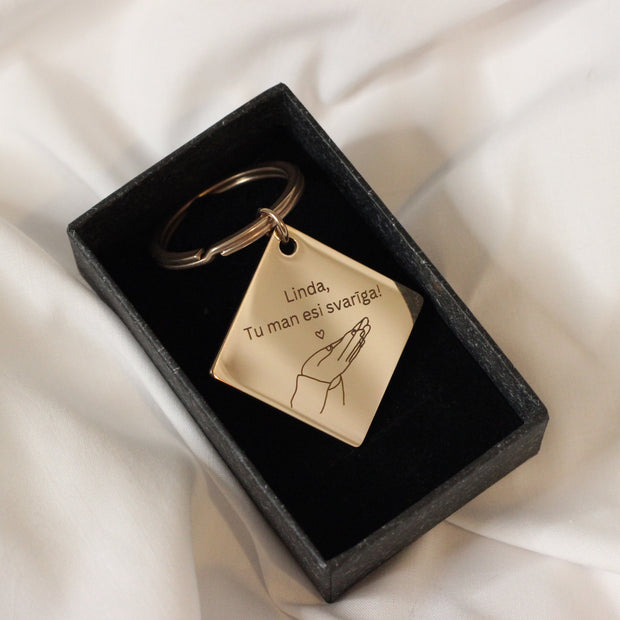 Personalizēta dizaina gravējuma atslēgu piekariņš sudraba krāsā
