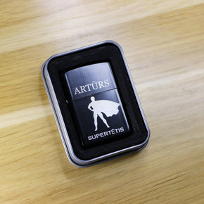 Personalizētas šķiltavas melnā krāsā ar gravējumu